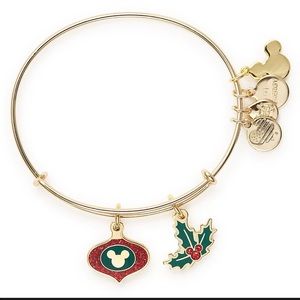 NWT Disney Christmas Bangle